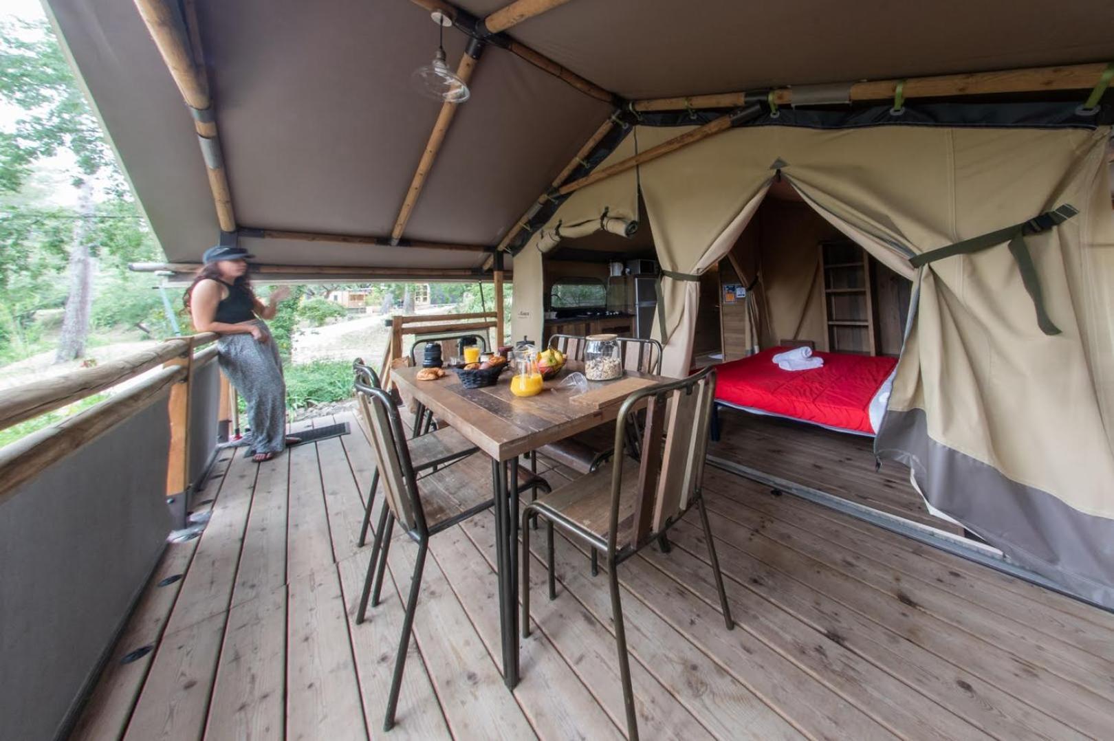 Camping du Garlaban Aubagne Ruang foto