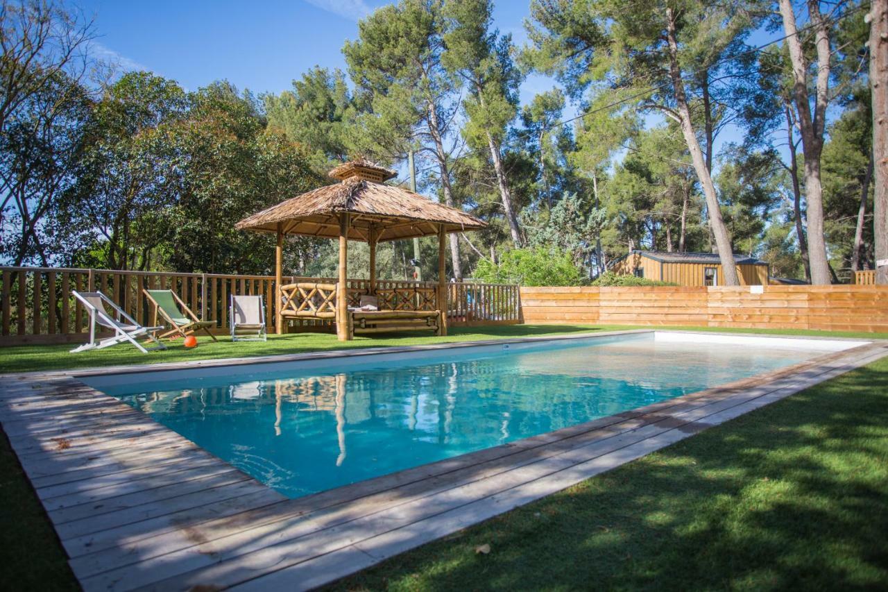 Camping du Garlaban Aubagne Bagian luar foto